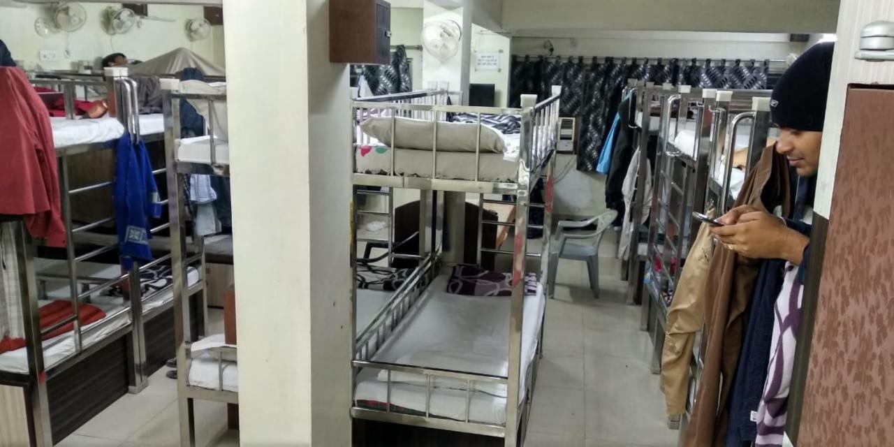 Adarsh Lodge Jamshedpur Buitenkant foto